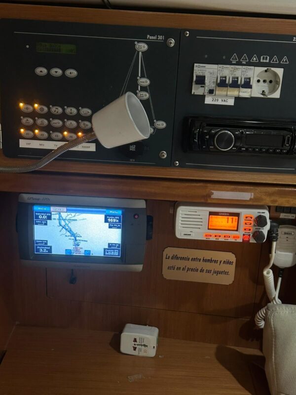 Bavaria Cruiser 32 - Imagen 16