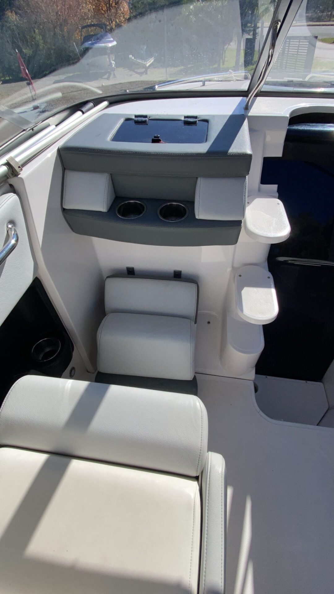 REGAL 2750 - Imagen 15