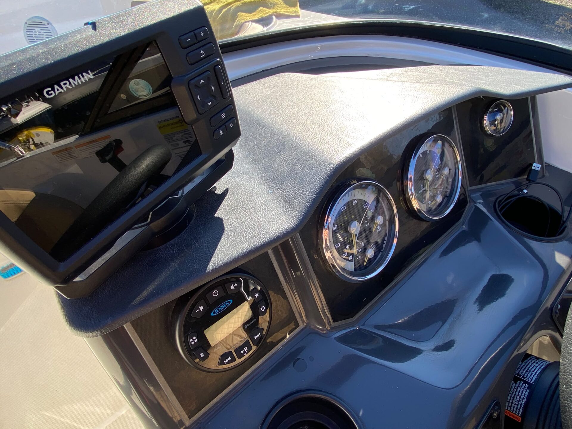 BAYLINER VR6 - Imagen 10