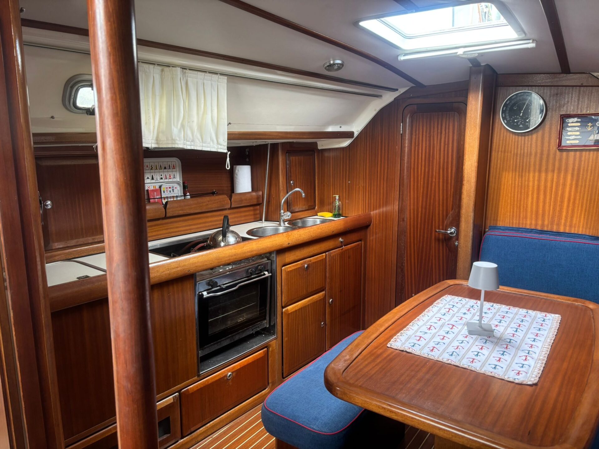 Bavaria 35 Holiday - Imagen 8