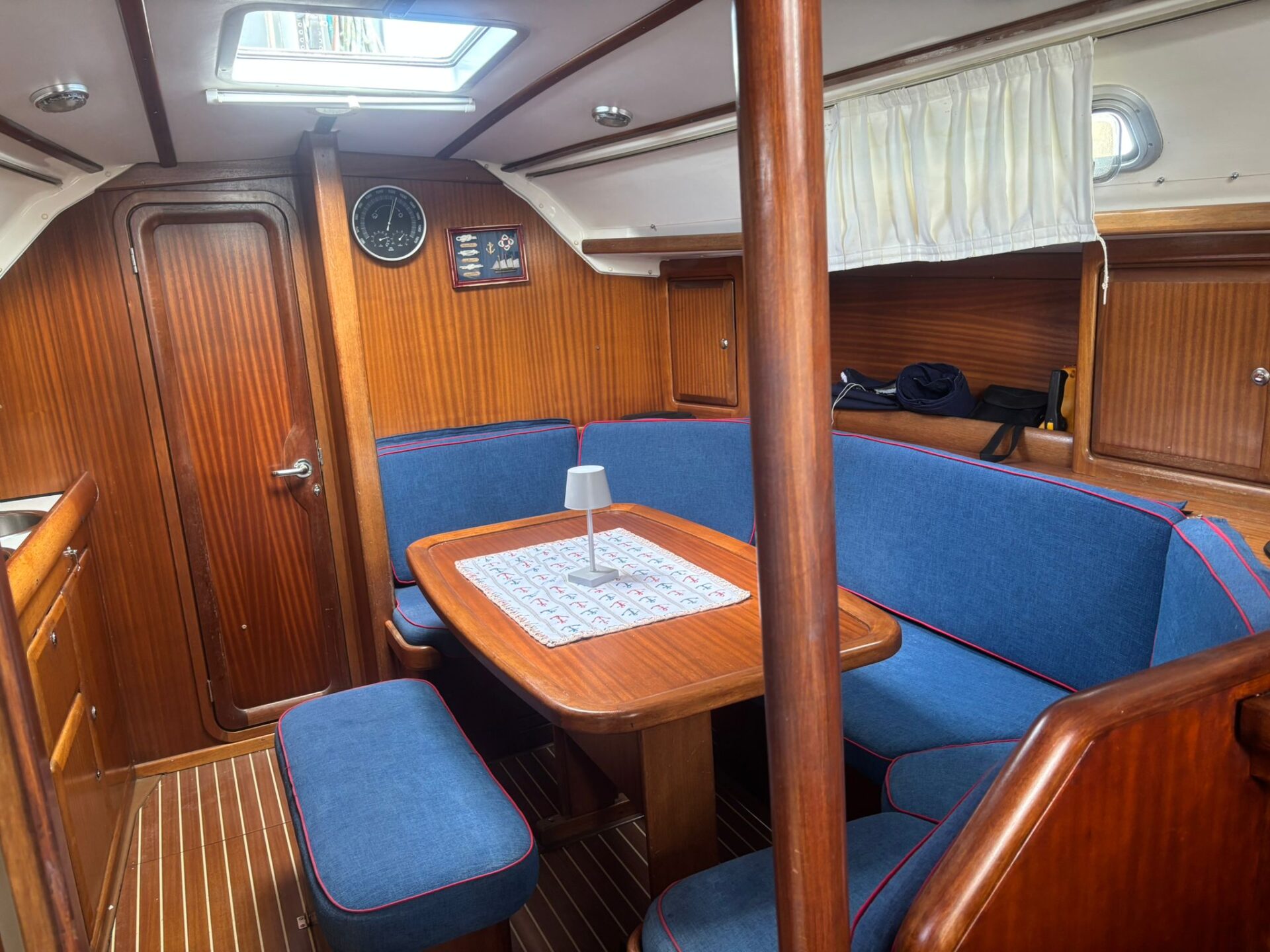 Bavaria 35 Holiday - Imagen 9